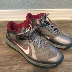 NIKE AIR MAX LEBRON 9 LOW USED SIZE 12 WOLF GREY